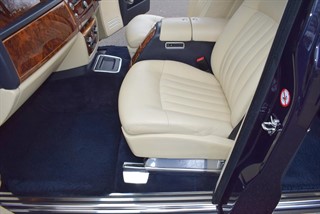 Used Rolls-Royce Phantom from Hanwells of London