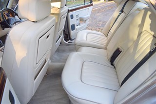 Used Rolls-Royce Silver Spirit from Hanwells of London