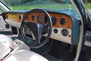 Used Rolls-Royce Silver Spur from Hanwells of London