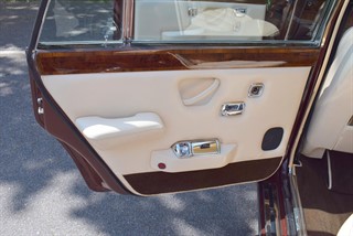 Used Rolls-Royce Silver Wraith from Hanwells of London