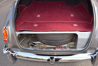 Used Rolls-Royce Silver Cloud from Hanwells of London