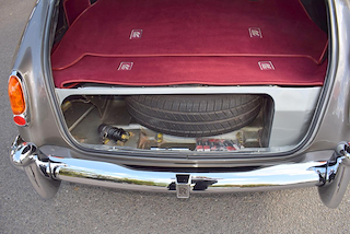Used Rolls-Royce Silver Cloud from Hanwells of London