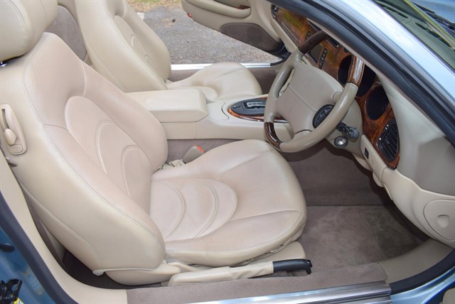 Used Jaguar XKR