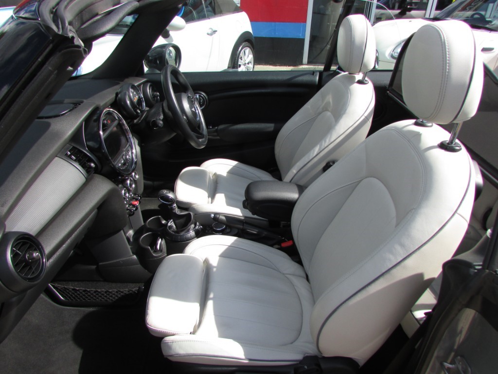 Used MINI Convertible for sale in Aylesbury, Buckinghamshire
