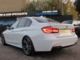 BMW 330e