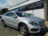 Mercedes GLA220