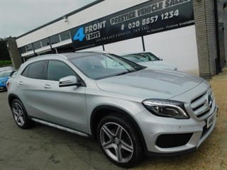 Mercedes GLA250