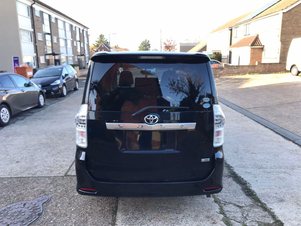 Used Black Toyota Voxy For Sale Essex