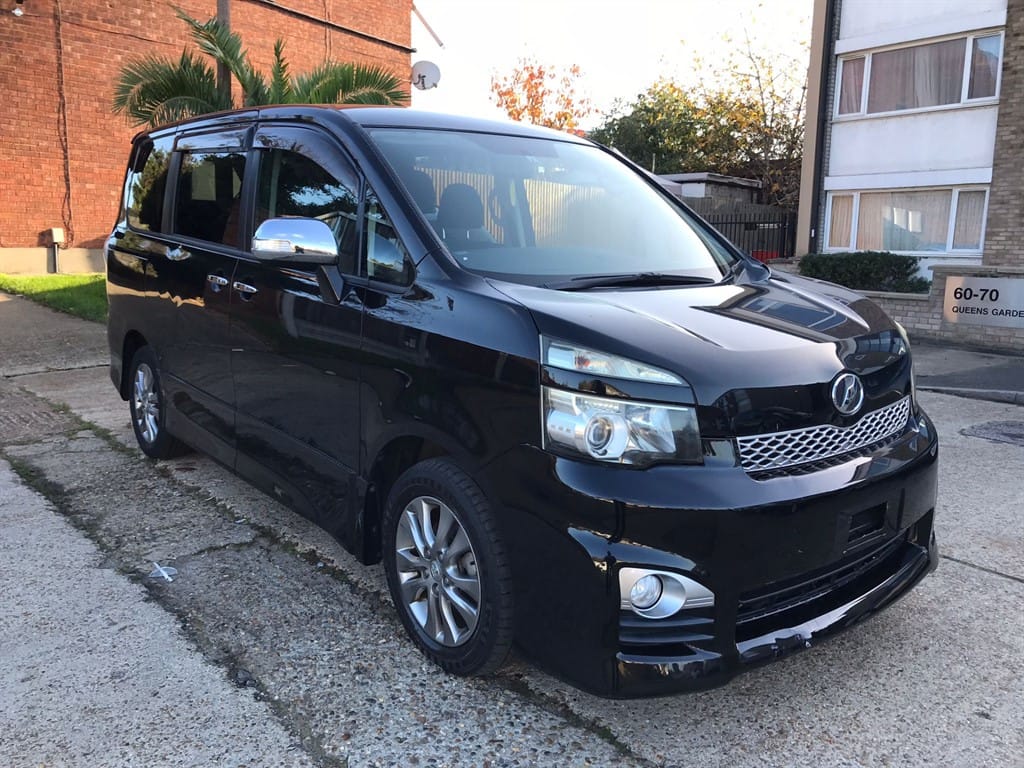 Used Black Toyota Voxy For Sale Essex