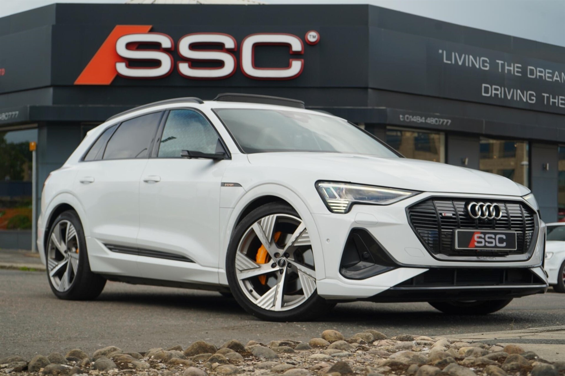 2021 AUDI E-TRON