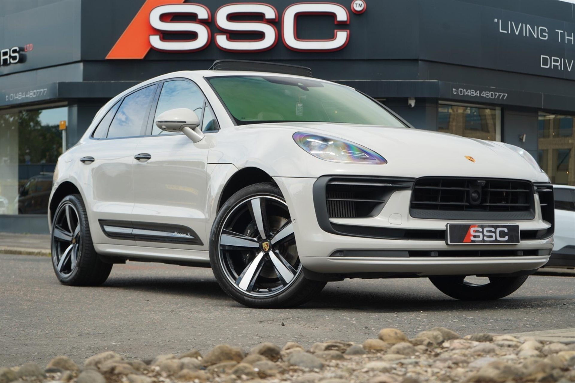 2023 Porsche Macan