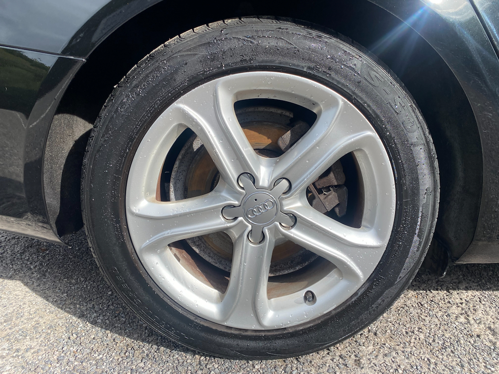 2015 15 AUDI A4