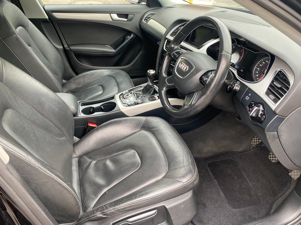 2015 15 AUDI A4