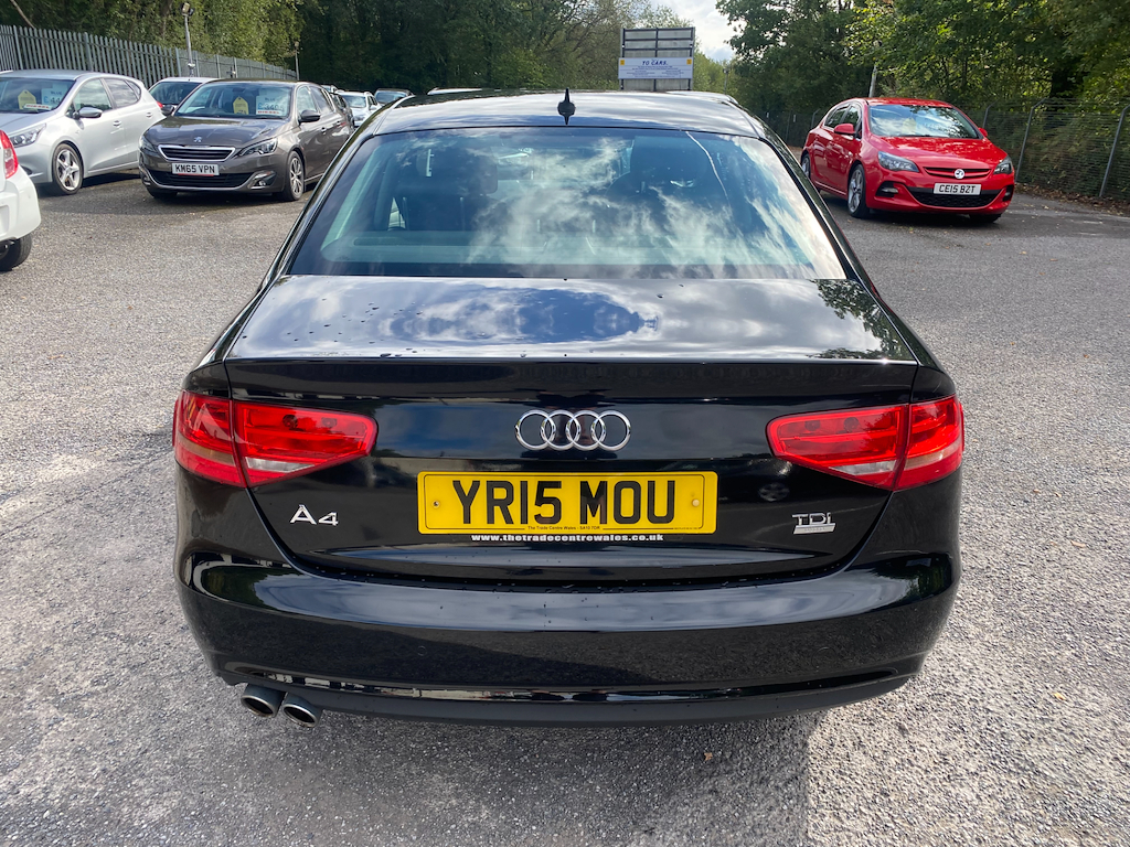 2015 15 AUDI A4