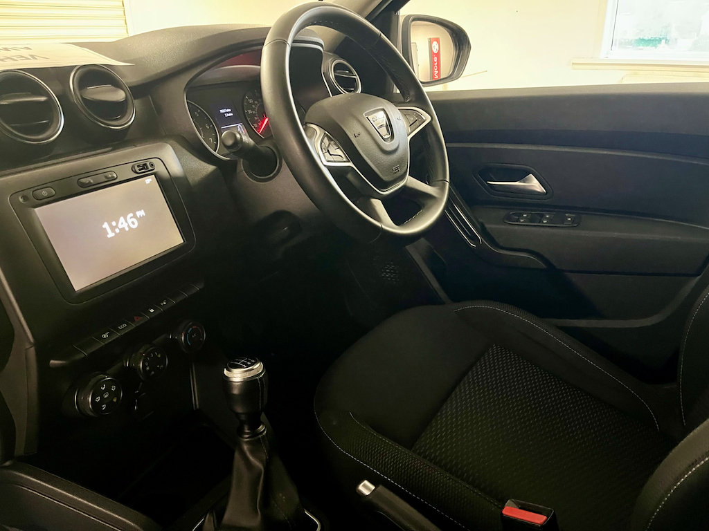 2020 20 DACIA DUSTER