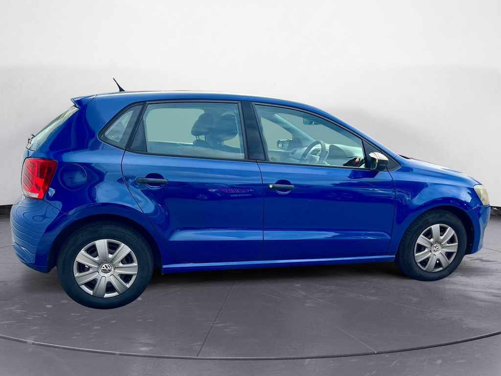 2010 10 VOLKSWAGEN POLO