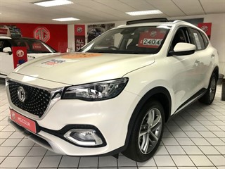 MG HS