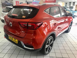 MG ZS