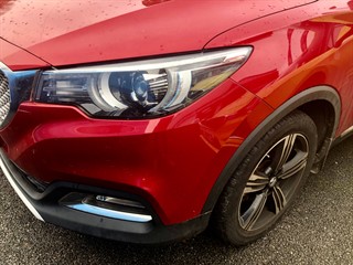 MG ZS