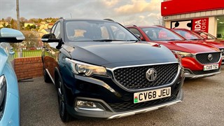 MG ZS