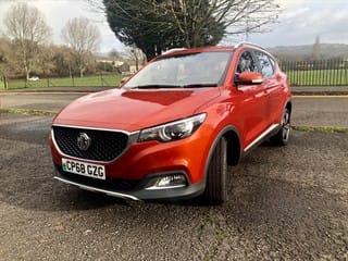 MG ZS