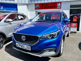 MG ZS