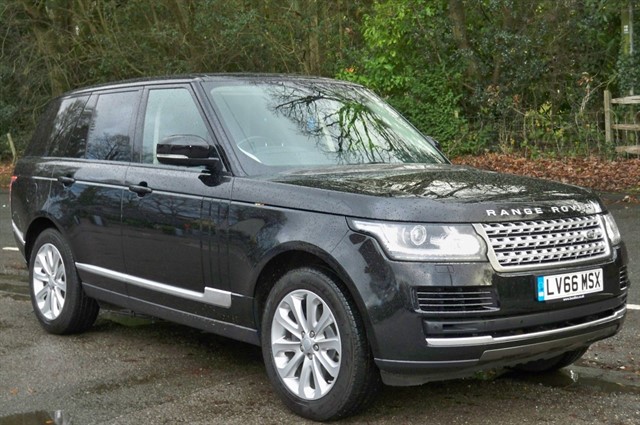 Land Rover Range Rover in Tadworth Surrey