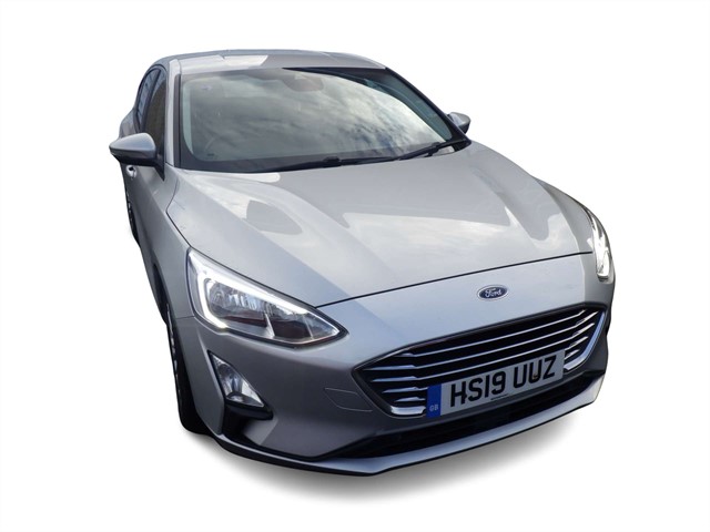 FORD FOCUS TITANIUM X 6,195 6,195 138.29 FINANCE OPTIONS 41 50 MPG REG 2019... image 2