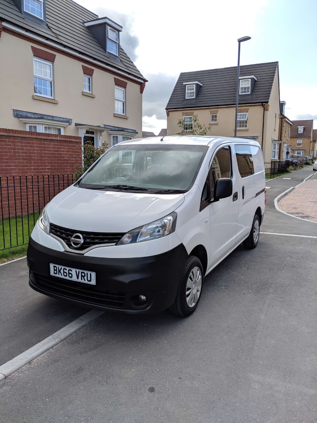 2022 NISSAN NV200