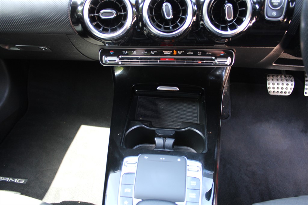 2018 68 MERCEDES-BENZ A CLASS
