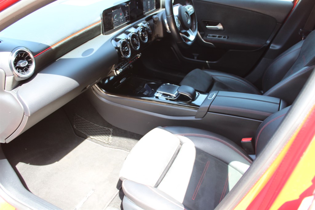 2018 68 MERCEDES-BENZ A CLASS