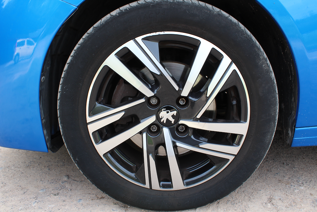 2021 21 PEUGEOT 208