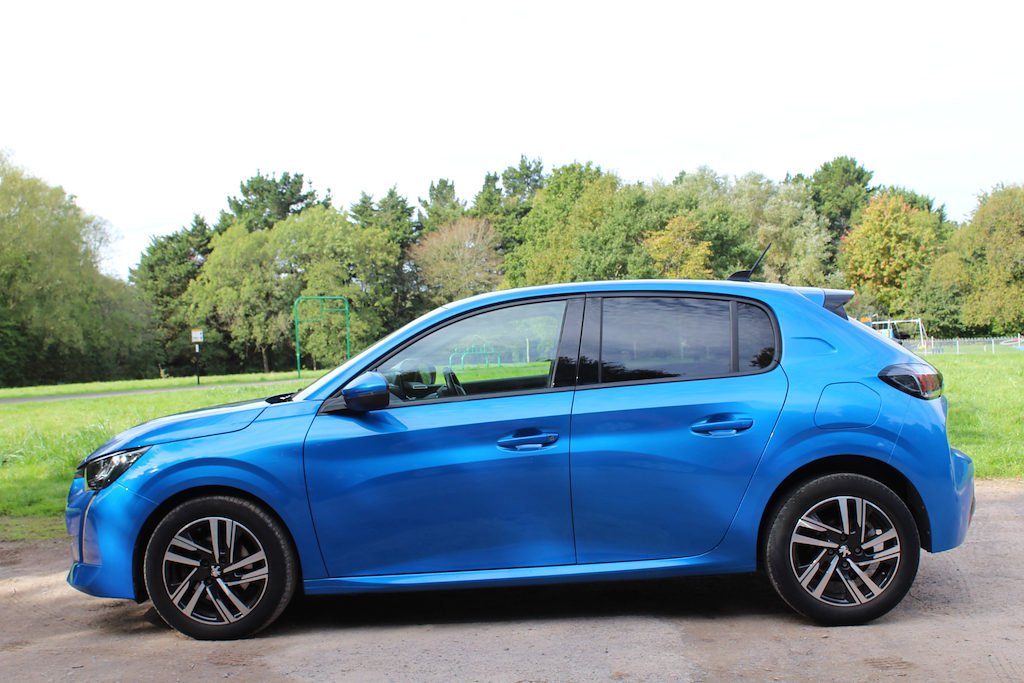 2021 21 PEUGEOT 208