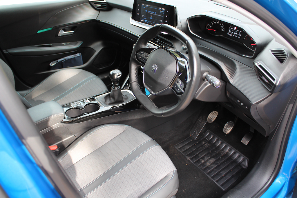 2021 21 PEUGEOT 208