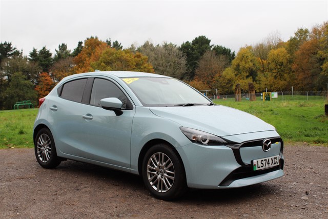 2024 5 BODY TYPE HATCHBACK ENGINE SIZE 1.5 L MPG 52.3 TAX 12M 200... photo