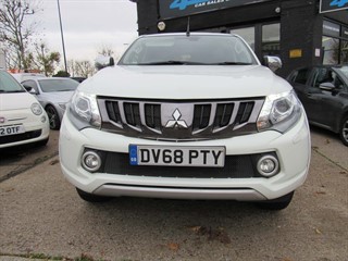 Mitsubishi L200