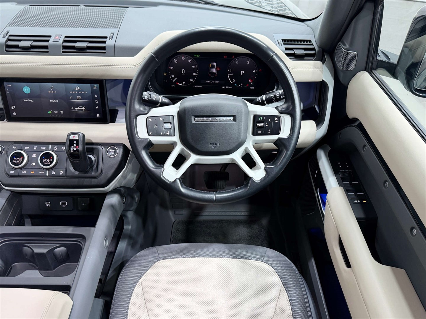 Used Land Rover Defender X-Dynamic SE D MHEV A 4WD | Tonbridge | Auto ...