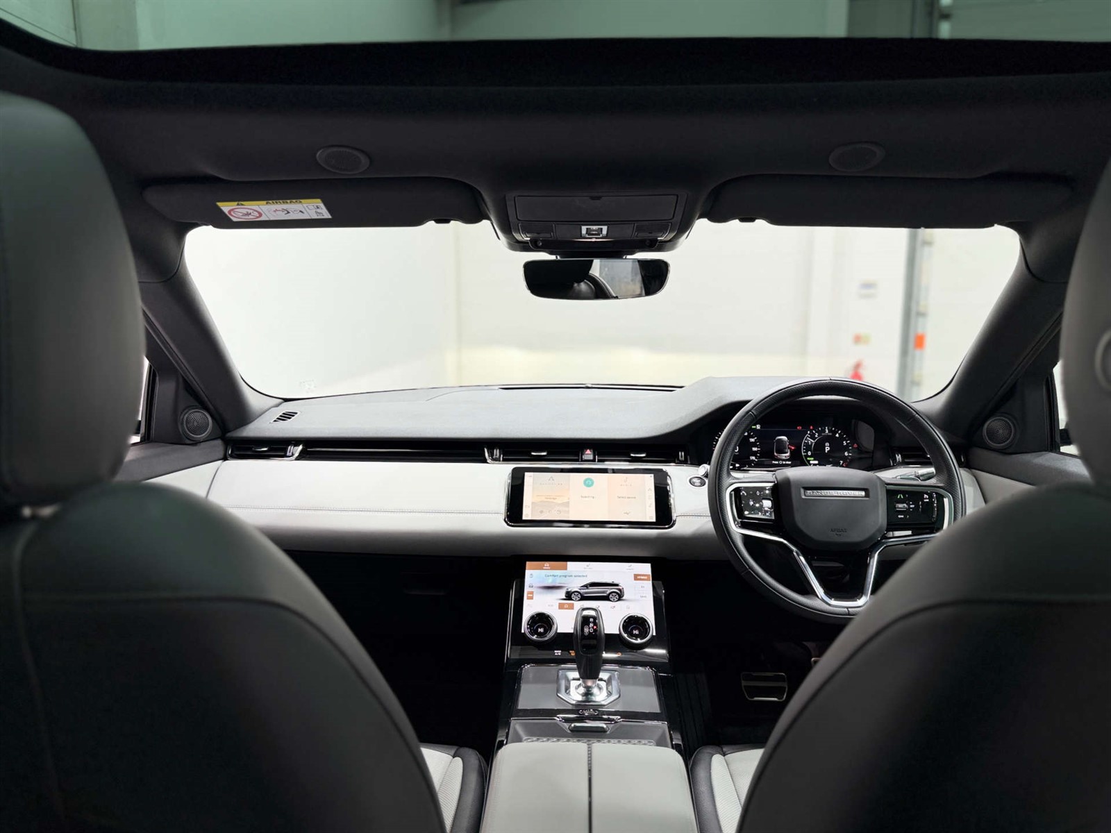 Used Land Rover Range Rover Evoque R-Dynamic SE P300e Auto 4WD ...