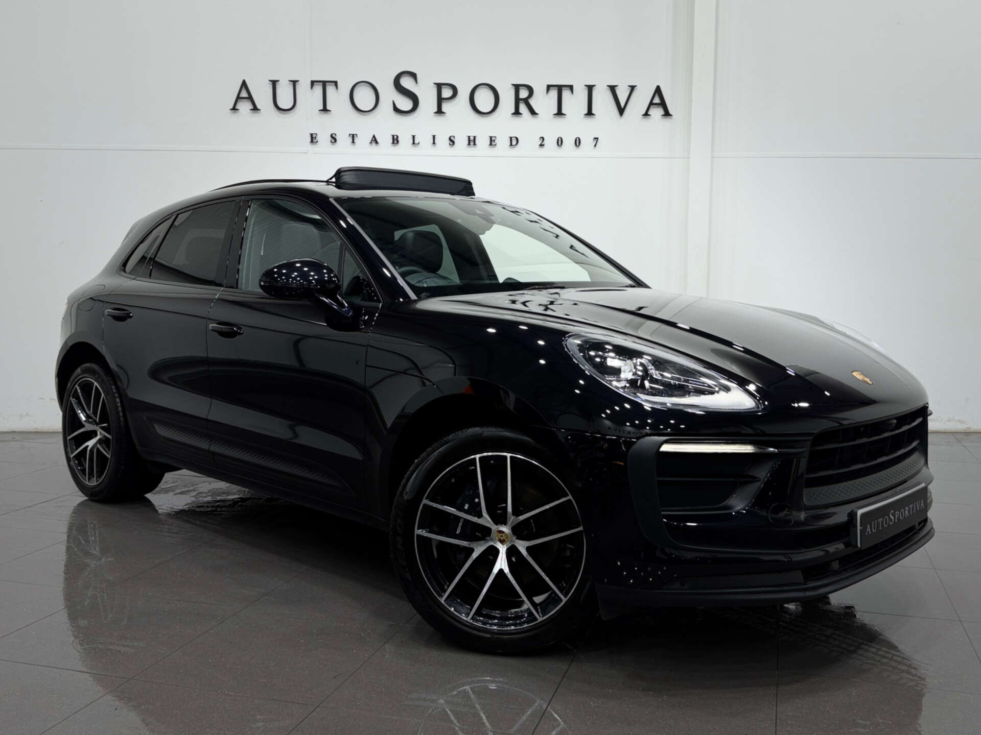 2022 Porsche Macan