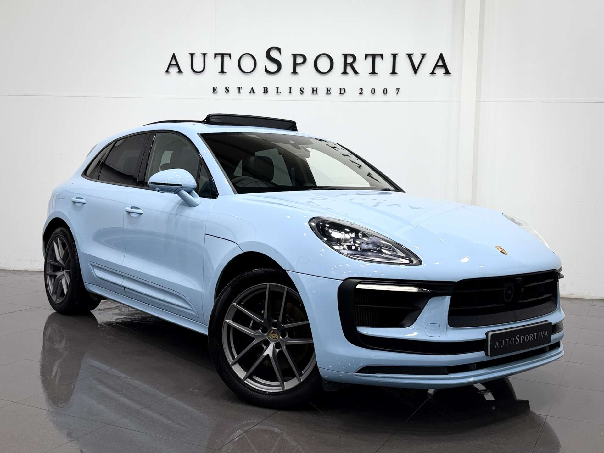 2024 Porsche Macan