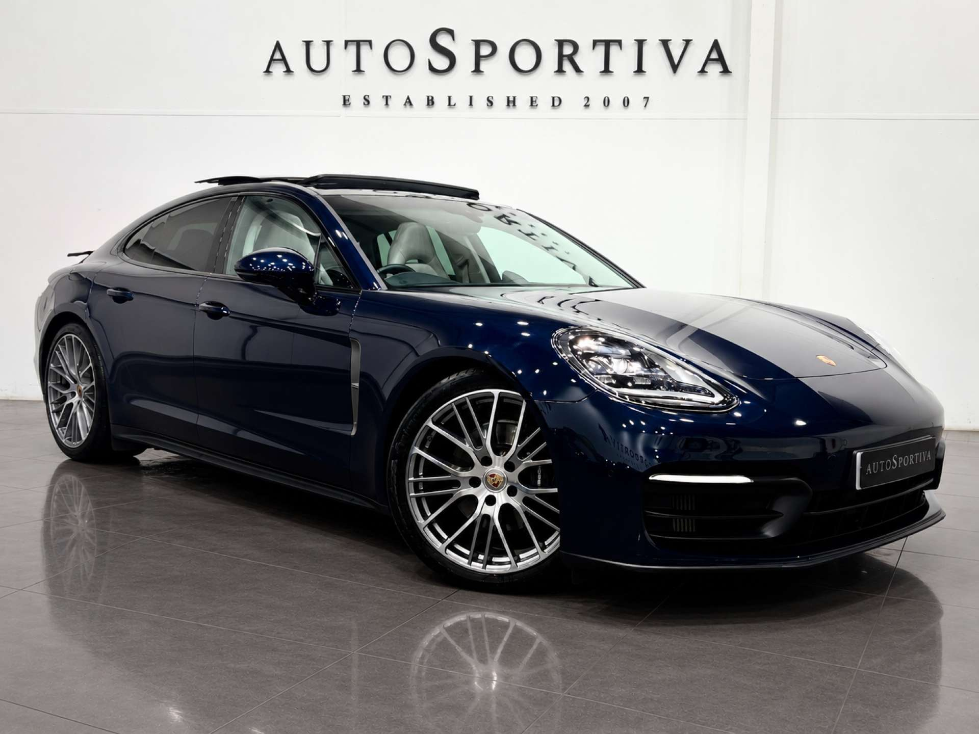 2022 Porsche Panamera