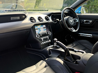 Used Ford Mustang from Auto-Sportiva