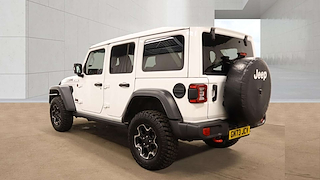 Used Jeep Wrangler from Auto-Sportiva