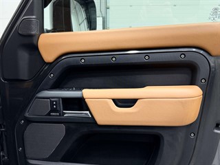 Used Land Rover Defender from Auto-Sportiva