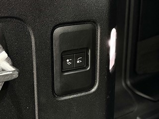 Used Land Rover Defender from Auto-Sportiva
