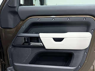Used Land Rover Defender from Auto-Sportiva
