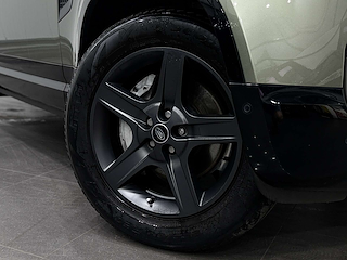 Used Land Rover Defender from Auto-Sportiva