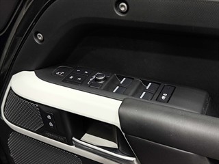 Used Land Rover Defender from Auto-Sportiva