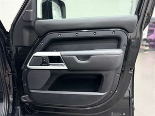 Used Land Rover Defender from Auto-Sportiva