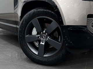 Used Land Rover Defender from Auto-Sportiva